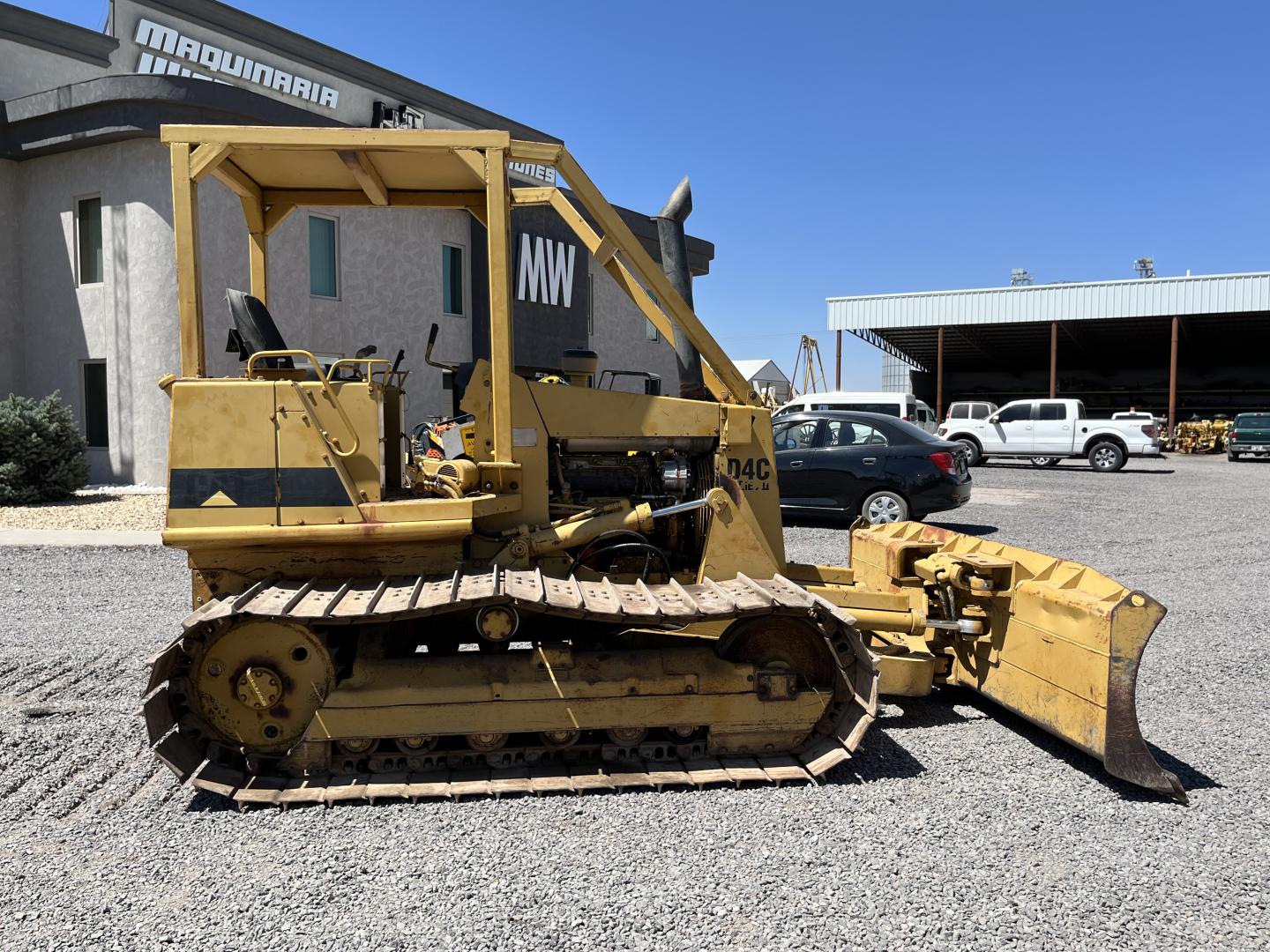 CATERPILLAR D4C